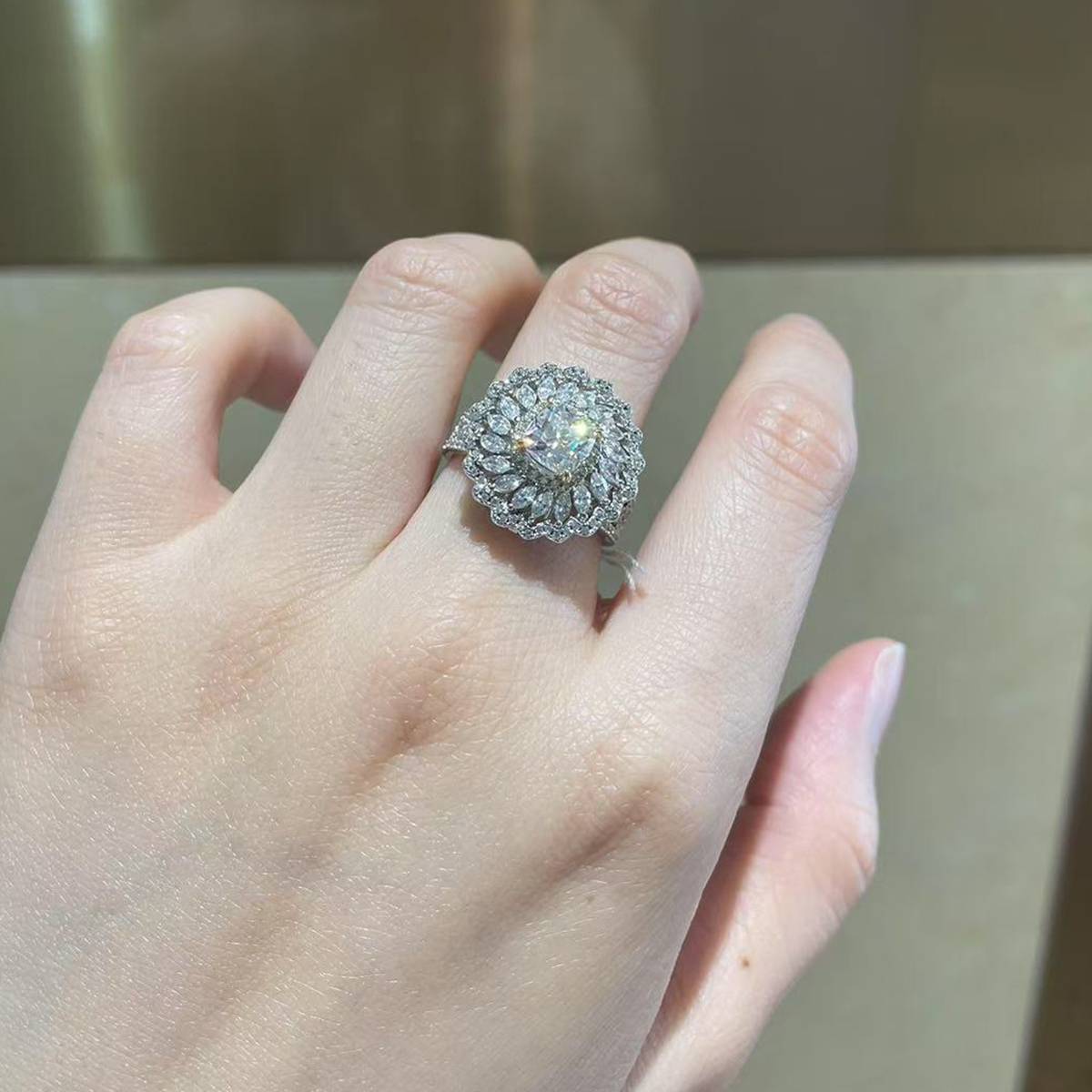 Pillow shaped Women's Ring S925 Silver Plated Platinum+K Yellow Customized Selection Main Stone Moissanite Diamond 1.0ct/Secondary Stone High Carbon Diamond
